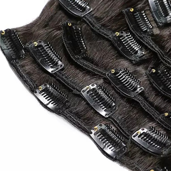 100% HUMAN HAIR CLIP-INS - Picture 2 of 3